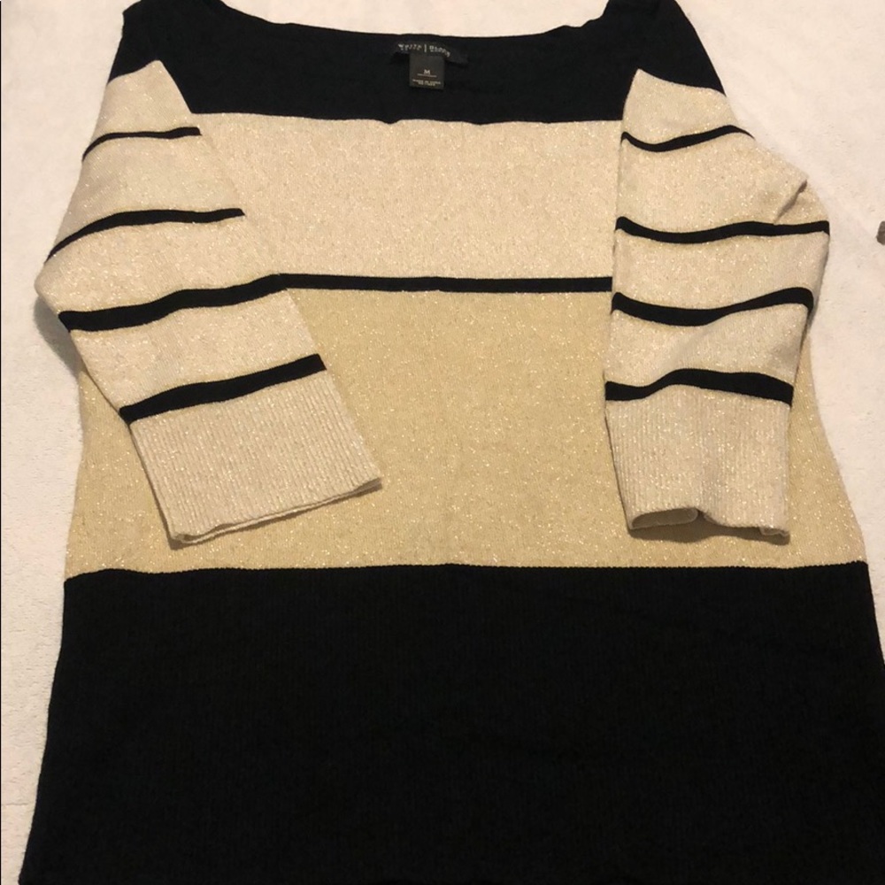 White House Black Market quarter sleeve